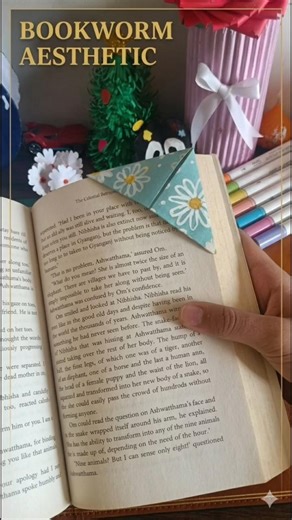 This is the Easiest Book Mark Ever 😍 #shorts #papercraft #diy