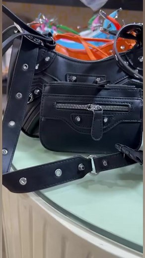 DEAL 21… 2in 1 bag Wey get swag露露YOUR BABY GIRL LIFE NEVER COMPLETE...