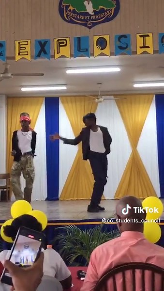 #siancevaliant #fypage #fypシ #fyp #talentshow #valiant #CC #clarendon #clarendonjamaica #sixthformassociation #clarendoncollege💙💛
