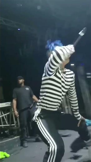 xxxtentacion performing take A step back live