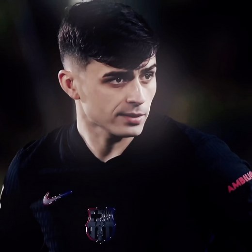 ‎⋆.˚ ᡣ𐭩 .𖥔˚‎ | wouldn’t mind being saved by him ngl ✰ scp: @fcb.scp... | Instagram