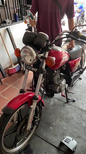 Reemplazo de piñón en Owen GS: Mecánica de motos en Venezuela