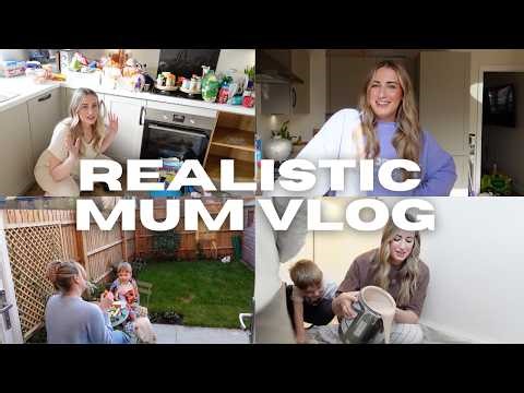 UNFILTERED UK MUM MARCH VLOG | Decluttering, Bedroom Makeover, Gardening, Mum Reality