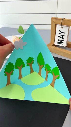 May Day crafts with kids! #KindergartenCraft #ParentChildCraft