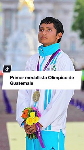 Una historia de superación que siempre nos llega al corazón. 💙 Erick Barrondo fue el primer medallista olímpico y hoy recordamos esta entrevista en la que nos contó más de su infancia y su trayectoria en el deporte. 💯👏 Un verdadero #OrgulloGT. 🌟🇬🇹
