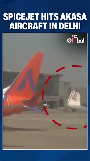 SpiceJet Plane Hits Akasa Jet At Delhi Airport During Taxiing, Both Aircraft Damaged #breakingnews