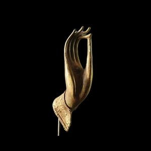 The Quiet Language of Stillness: Buddhist Mudras