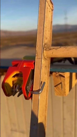 Award-winning ladder safety device stops slips