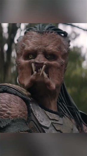 This intense, otherworldly clip from Predator: Badlands (2025) is pure Predator sci-fi horror 👽.