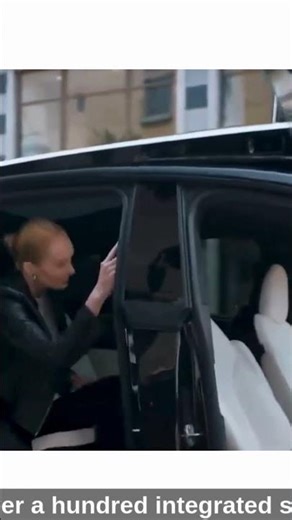 #FuturisticCars #Cars2025 #ElectricCars #FutureTechnology #smartcars#shorts