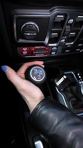 CAR ASMR JEEP WRANGLER Rubicon | CarExpert SUVs