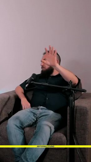 Indoor Interview Tips: Mastering Body Language