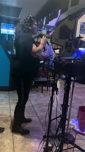 The DIVALYFE show last night!! Gloria Ann Robles