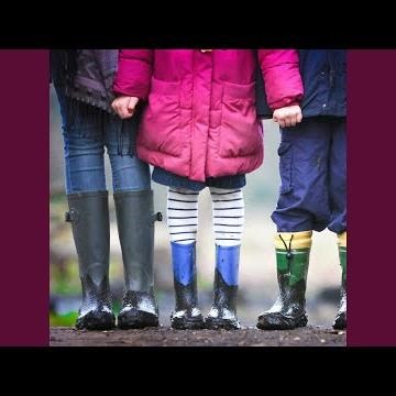 欢乐儿童尤克里里趣 Happy children's ukulele fun