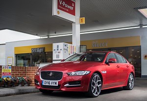 Jaguar and Shell launch world’s first in-car payment system — New Car Net