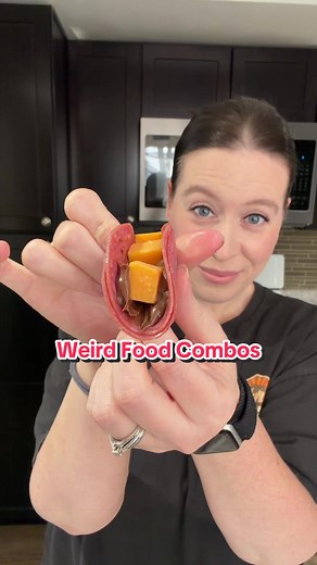 Weird Food Combos 🍏🍕 What’s your fave food combo? #foodcombos #weirdfood #foodtiktok #foodie #tryingfood