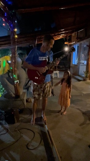 Tonight was balance beam while playing guitar & using a looper practice with new friends at Coconut Harry’s Surf & Music. Thanks Eq Ale for teaching looper & these kids for being fun to hang around. | Richard Burnam