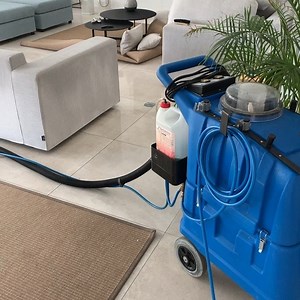 Carpet / sofa clean #injectionextraction #sofaclean #sofacleaning #upholsterycleaning #marbella @tuvapor www.tuvapor.es 605276600 | Tu Vapor | Facebook