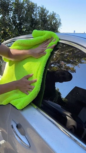 32K views · 118 reactions | ❗Day 1 of 12 Days of Deals❗Save 25% off microfibers & accessories! The Speed Mammoth Drying Towel is the large 25” x 30” ultra-plush drying towel coming in at half an inch thick that holds up to half a gallon of water designed to quickly and effectively remove water from your vehicle’s surface, leaving it streak-free and spotless in no time! Tap link in bio to save 25% off this product and other microfibers & accessories❗ | Chemical Guys | Facebook