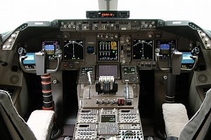 Cockpit Boeing 747-8 Intercontinental