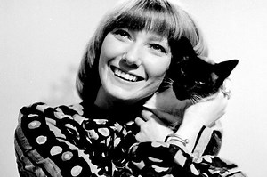 Lesley Judd (English TV Presenter) ~ Wiki & Bio with Photos | Videos