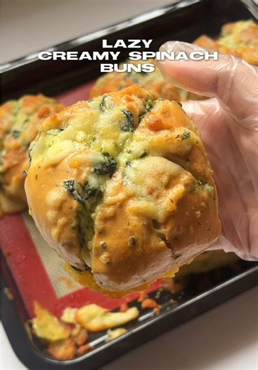Creamy Spinach Buns (Lazy Version) 6 pcs buns Creamy Spinach Filling: (measurement is adjusted to 5 frozen spinach balls) 1 tbsp butter 3 cloves garlic 1 small onion 200ml all purpose cream chopped spinach - I used 5 frozen spinach balls. **If using fresh spinach, blanch spinach for 40 seconds, drain water then squeeze out excess water. 120g cream cheese 2 tsp garlic powder 1 tsp onion powder 1/2 tsp salt grated mozzarella cheese — 90g melted butter (room temp or your eggs will turn to scrambled