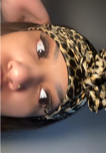 How to Properly Apply Lashes for Stunning Results