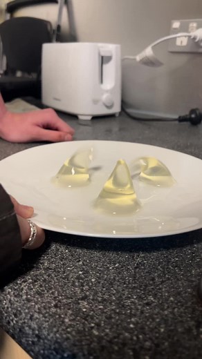 Aeroplane Jelly Song by Rose/Lizzie