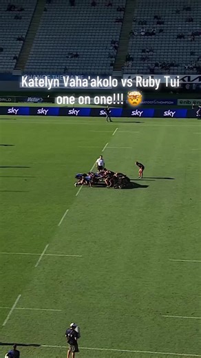 Katelyn Vaha'akolo vs Ruby Tui: Super Rugby Showdown
