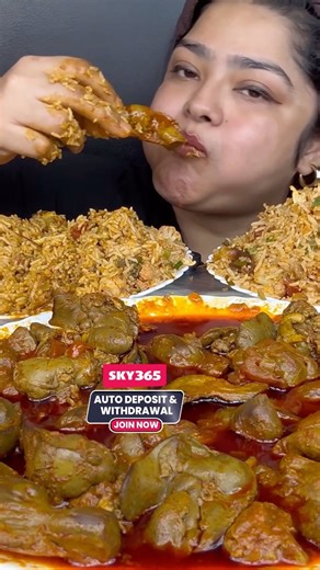 @maddyeats_official on Instagram: "Watch the full video link in bio #maddy #maddyeats #mukbang #eating #asmrcommunity #asmr #asmrvideo #eatingfortheinsta #mukbangers #asmreating #food"