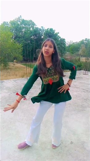 chaama chamma 🧿👀❤️........ #dance #nicee #youtubeshorts #dancegenre #dancemusic #trendingshorts ❤️👀🧿