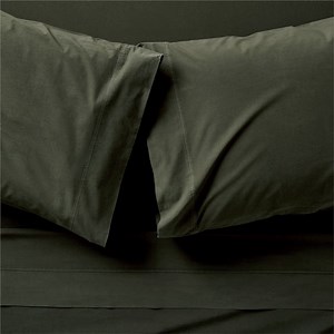 Favorite Washed Organic Cotton Ficus Green King Bed Sheet Set   Reviews | Crate & Barrel