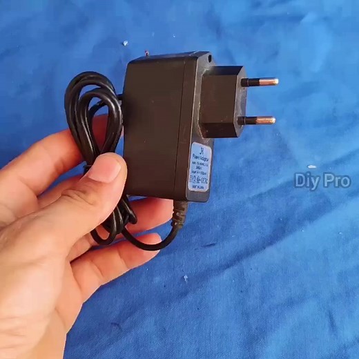 Hands-on Guide to DIY Power Adapter Repairs