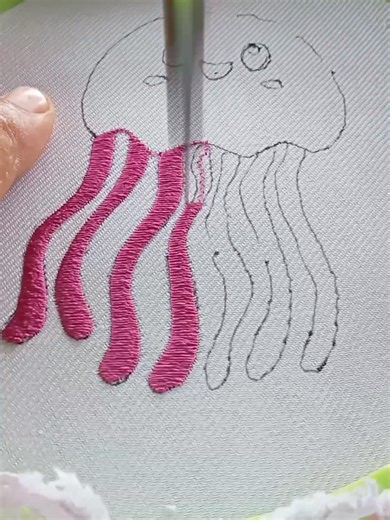 Jellyfish Embroidery Design: Elegant Ocean Motif