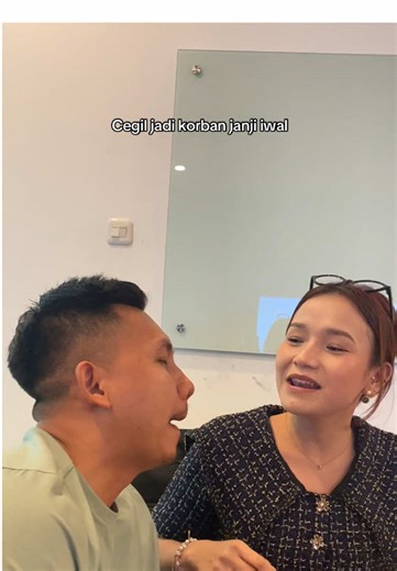 Momen Konyol di Kantor: Cegil Jadi Korban Iwal