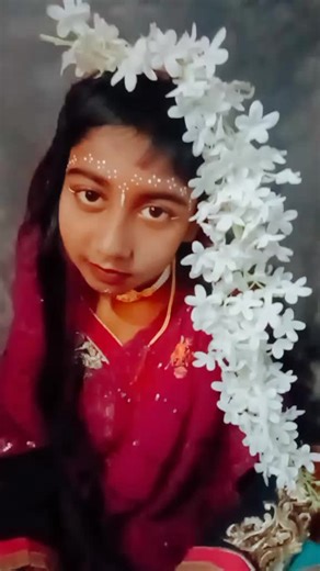 Endrani (@borsha_57)’s videos with Radha Kaise Na Jale - Asha Bhosle & Udit Narayan & Vaishali Samant