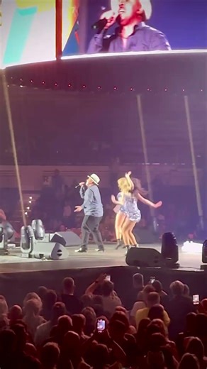 Lou Bega - Mambo no.5 live @ Ostrava 09.05.2026 at MegaKissParty #loubega #mambono5 #90s #concert