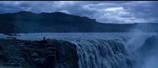 @TheCinesthetic The Engineers sacrificial opening scene in Prometheus with the seeding of life on Earth (not sure if this is human life or all life) . . . tangent but I love the visuals & the meaning of this scene more than any other Alien film as it spoke volumes without uttering a single word.