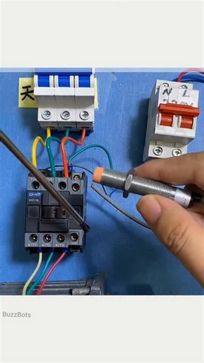 @buzz.bots on Instagram: "Proximity Sensor Motor Control #reelsviral #reels"