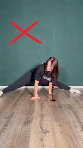 Do You Want to do a Split ???? #tutorial #split #flexibility #stretching #legs #mobility #howtodo