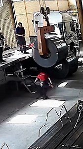 Why Are Steel Coil Lifting Accidents So Deadly? 🛑 Steel coils may look harmless sitting on the ground — but each one weighs several tons. ⚠️ When a coil slips or falls during lifting, the outcome can be catastrophic in seconds. This clip shows why working near cranes and heavy steel demands full focus. ✅ Always follow safety signals. ✅ Stay out of danger zones. ✅ Respect the weight of these deadly giants. One mistake = one tragedy. Safety isn’t optional — it’s survival. 🦺 #steelcoils #workplac