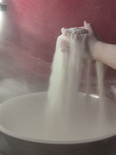 Experiencing Sandy Mix Powder Play: A Fun Live Session