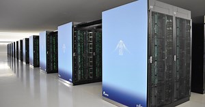 Professor outlines how and where coronavirus spreads, and how to reduce the risk