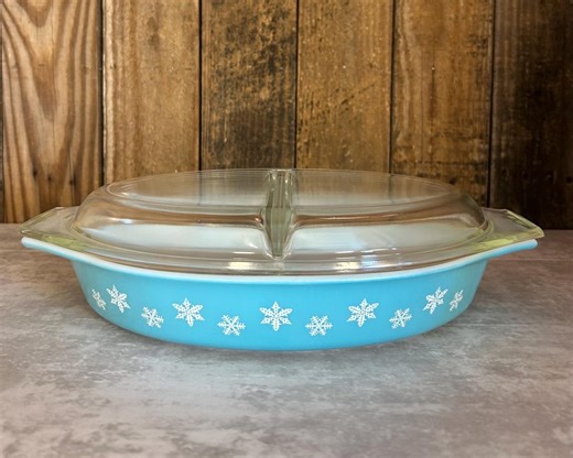 Vintage Pyrex Turquoise Snowflake Divided Casserole Dish, Retro Kitchen - Etsy