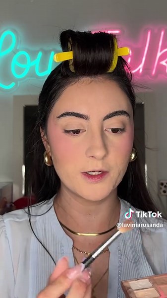 Love @Secret GRWM videos but wanted to share how I used to get ready for highschool doing full glam makeup in 10-15 minutes 🥰❤️ #realskintexture #makeuptutorial #fullglammakeup #2016makeup #grwmmakeup #10minmakeup #acnecoverage