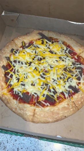 #vegan #pizza #Veganeats #VeganTikTok #FYP | vegan food