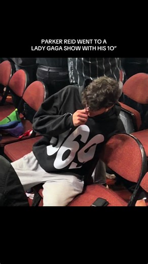 PARKER REID FANCLUB (@parkerreidfan)’s video of Parker