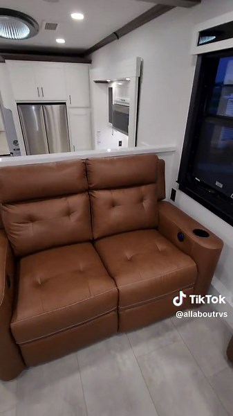 2024 Riverstone Legacy 425FO Fifth Wheel for Camping and Glamping