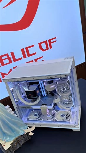 LIANLI联力包豪斯O11 Vision Compact机箱 海景房全景无立柱 中塔游戏电脑台式机机箱 三面玻璃/360水冷 O11 Vision Com