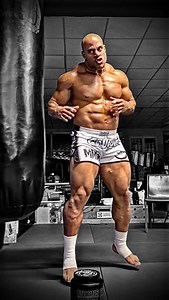 246K views · 10K reactions | EVERY VILLAIN HAS A MOMENT #bodybuilding #fitness #kickboxing #workout #muscle #workout #training #actor #fitnessmotivation #abs | Brice Akuesson | Facebook